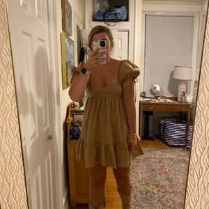 Beige puff sleeve mini dress